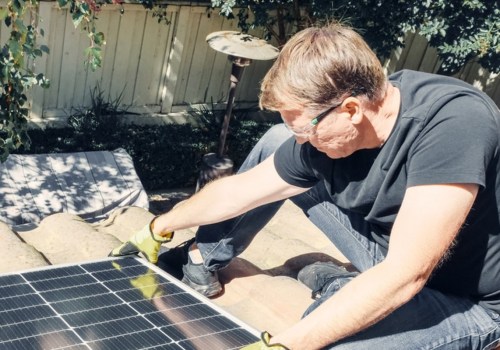 Hoe lang slaan zonnepaneelbatterijen energie op?